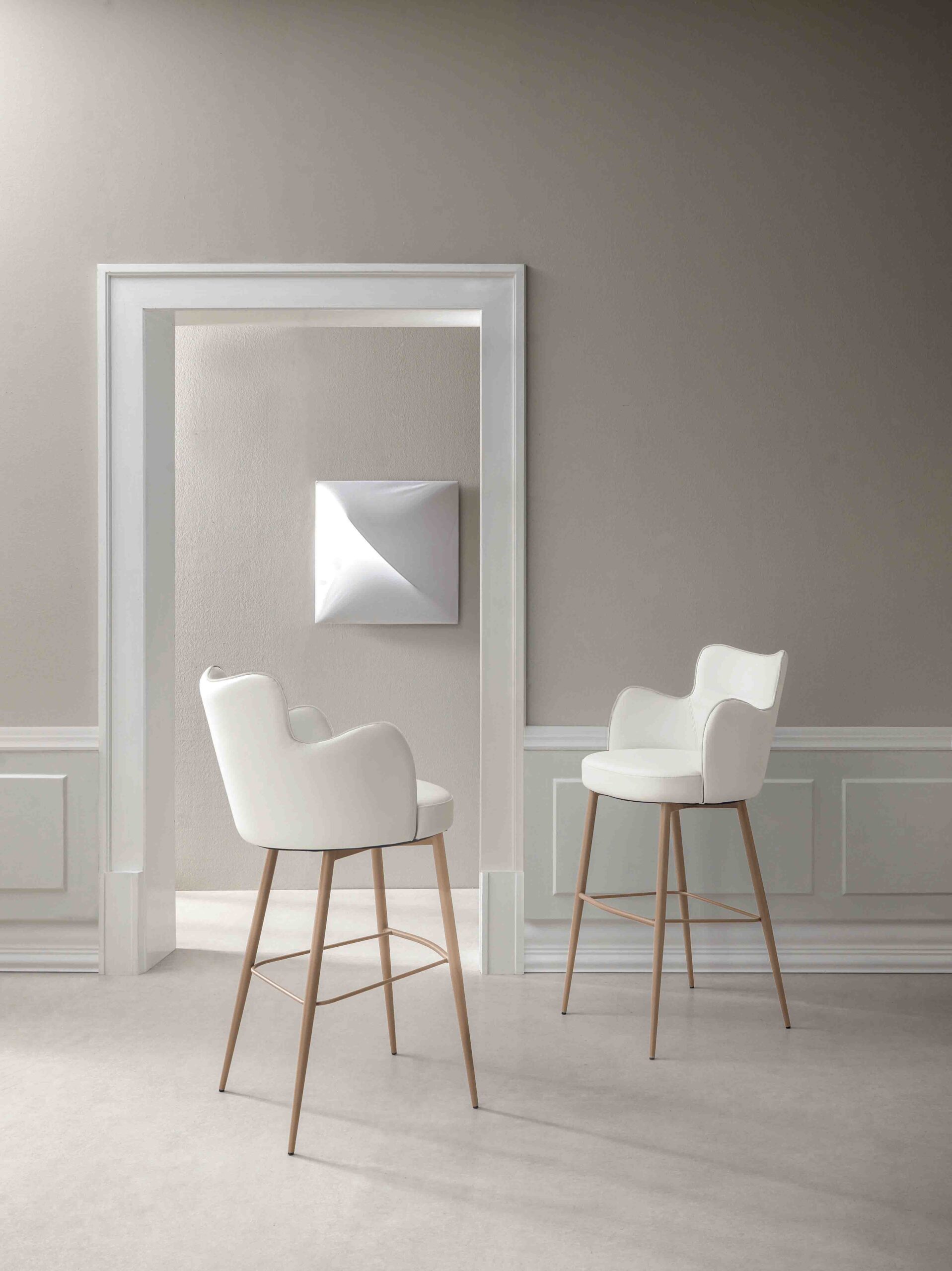 MINNIE-SGABELLO-3-scaled